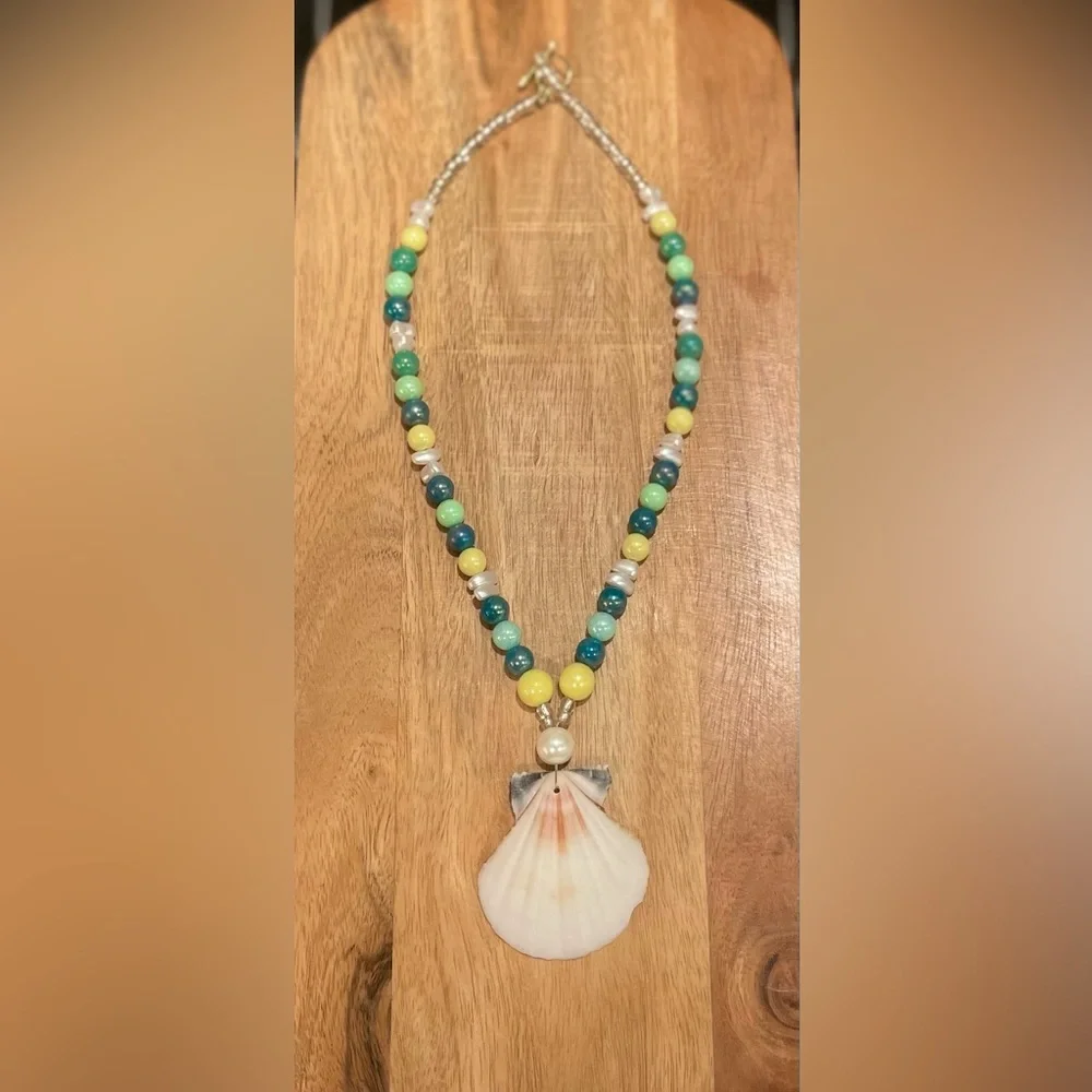 Seashell beaded pearl beach necklace nantucket yellow blue surfer‎ girl toggle